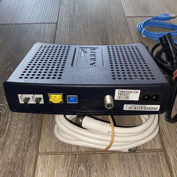 Arris TM632A Cable Touchstone Telephony Modem With Cables - Picture 3 of 8